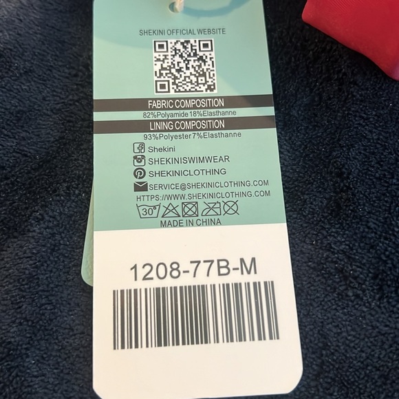 NEVER WORN Shekini halter Bikini (size M) in burgundy with tie details - Picture 6 of 6